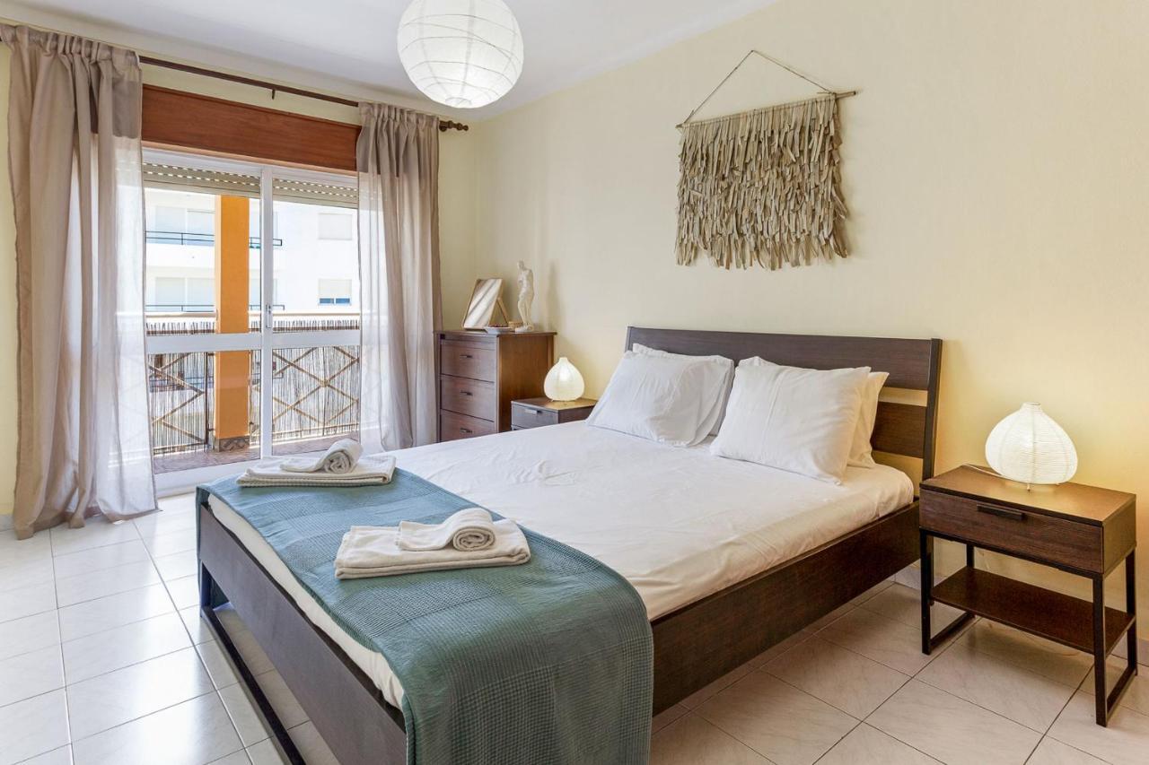 1Br Infante Flat In Quarteira By Lovelystay Екстер'єр фото