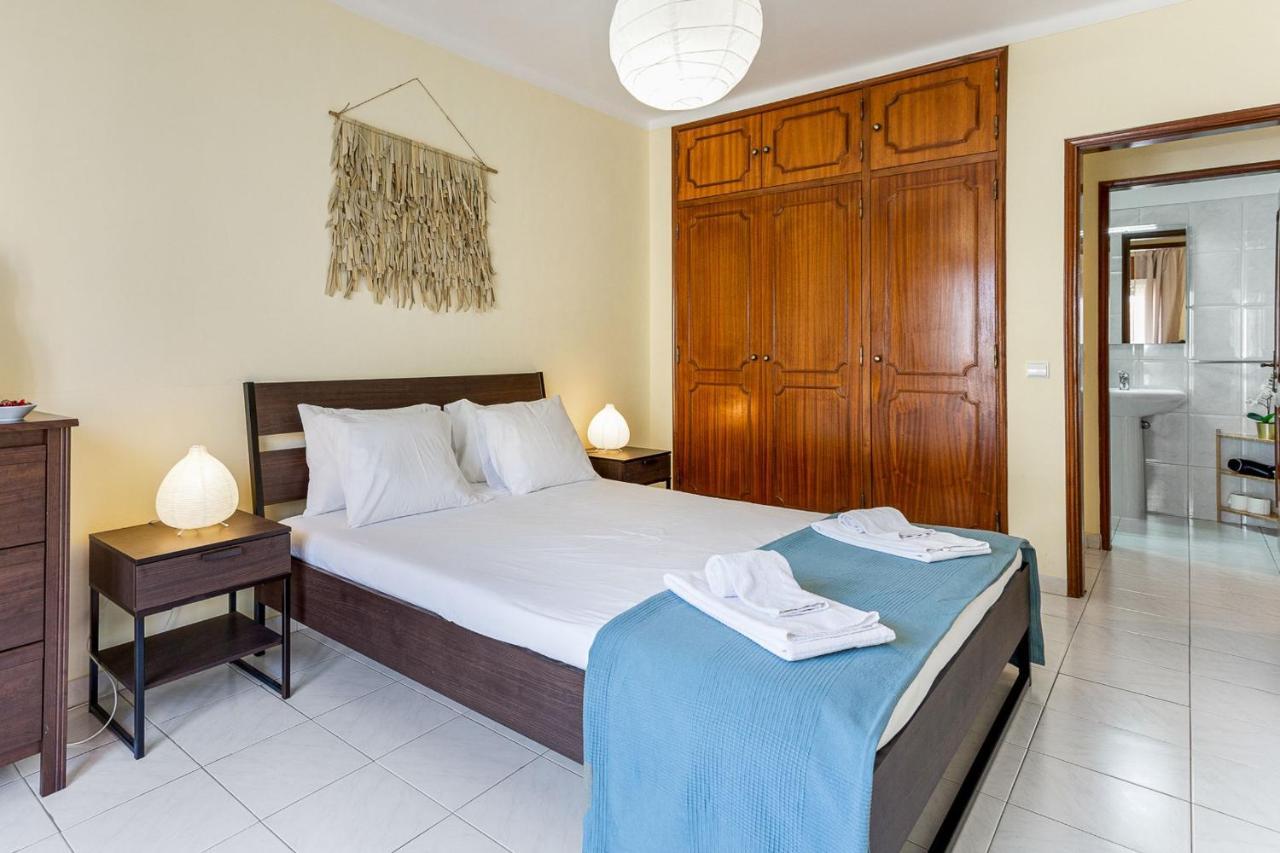 1Br Infante Flat In Quarteira By Lovelystay Екстер'єр фото